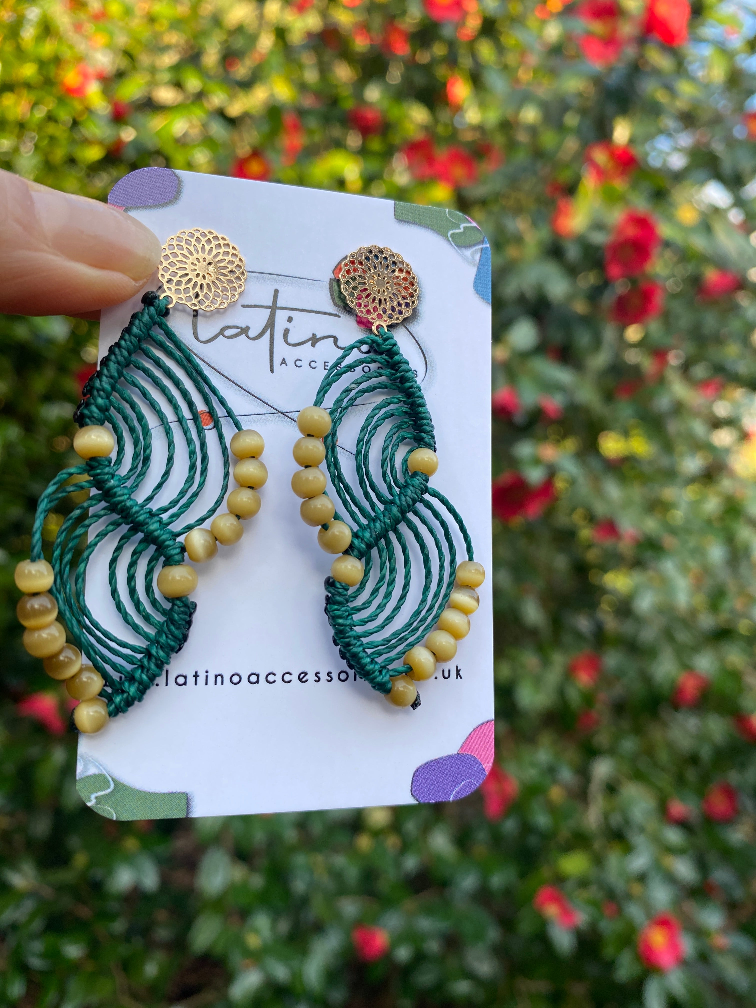 Emerald green - Macrame Earrings